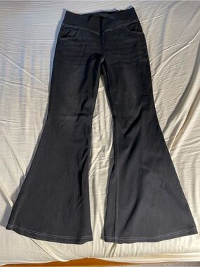 HALARA Black Flared Wide-Leg Jeans